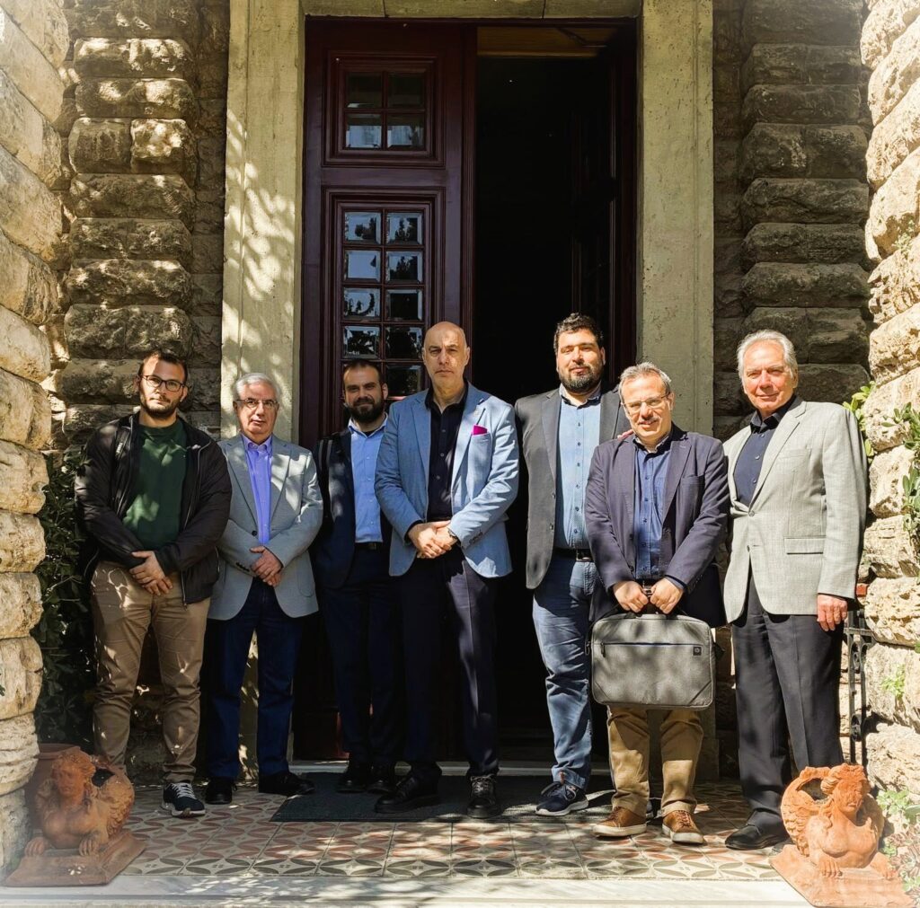 Φωτογραφία, Εθιμοτυπική επίσκεψη προέδρου ΕΛΚΕΔ